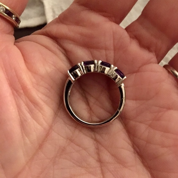 Vintage Sterling Amethyst Ring 💜🌷 - Picture 2 of 3